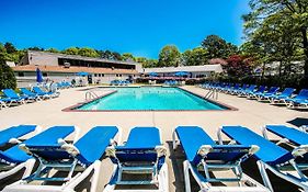 Sea Mist Resort Mashpee Massachusetts